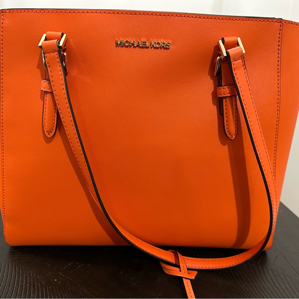 Michael Kors 3 piece tote set